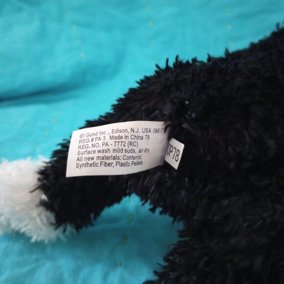 Heads & Tales by GUND Black & White Plush Kitten/Cat with Blue Eyes - Picture 8 of 9